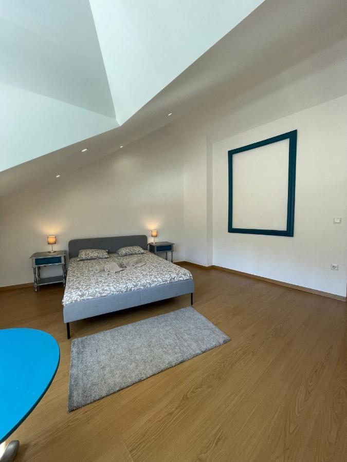 Portucale ! Stylish Campo Ourique Lejlighed *