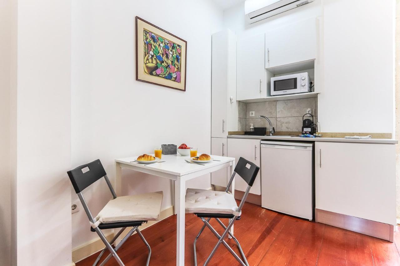 Portucale ! Stylish Campo Ourique Apartamento